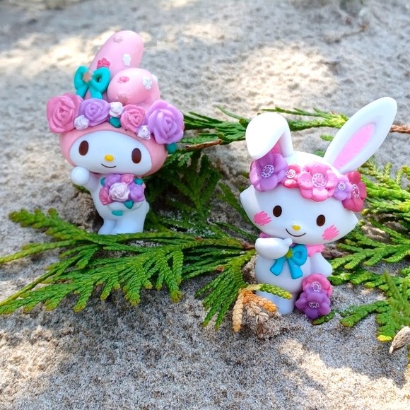 COPY - Floral Hello Kitty and her Bunny 🐰 Friend figures - Picture 4 of 12